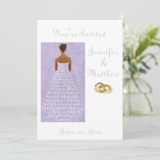 Robe mariage anneaux or mariage violet invitation (Debout devant)
