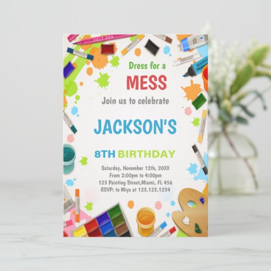 Robe Pour Les Invitations De Peinture De Mess (Debout devant)