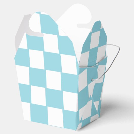 Robin Egg Blauw met Wit Vierkant Patroon Uitnemen Bedankdoosjes (Geopend)