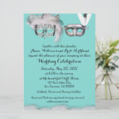 Robin Egg Blue en White Masquerade Wedding Kaart (Staand voorkant)