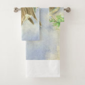 Robin sur une branche de genévrier dépoli (En situation)