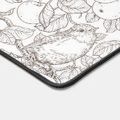 Robins in the apple tree/umber and white bureaumat (Hoek)