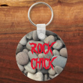 ROCK CHICK PEBBLE STONE BUTTON KEYRING SLEUTELHANGER (Voorkant)