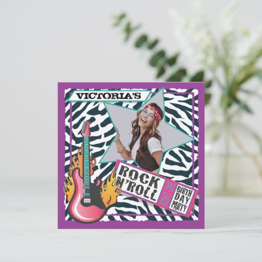 Rock N'Roll Rock Star Invitations de fête d'annive (Debout devant)