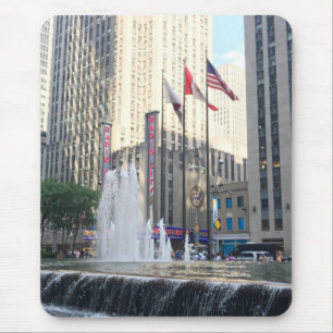 Rockefeller Center New York City Fountain Flags Muismat