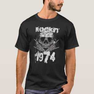 Rockin sinds 1974 Grunge Skull Rock Hands Birthday T-shirt