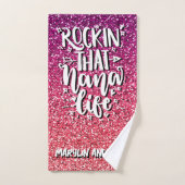 ROCKIN' THE NANA LIFE TYPOGRAPHIE PERSONNALISÉE (Serviette à main)