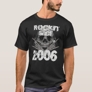 Rockin vanaf 2006: Grunge Skull Rock Hands Birthda T-shirt