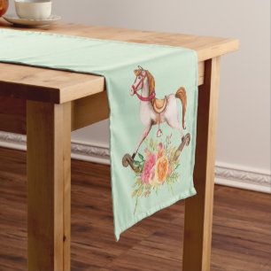  Rocking Horse met Floral Bouquet Korte Tafelloper