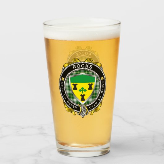 Rocks Irish Shield Beer Glass Glas (Voorkant gevuld)