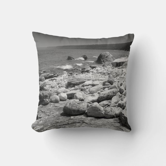 Rocky Beach Pillow Kussen (Voorkant)