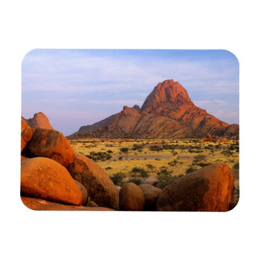 Rocky Outcrop and Plain, Spitzkoppe, Erongo Magneet (Horizontaal)
