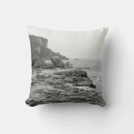 Rocky Shore Pillow Kussen