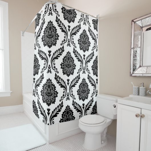 Rococo Damask Big Pattern Black on White Douchegordijn (In situ)
