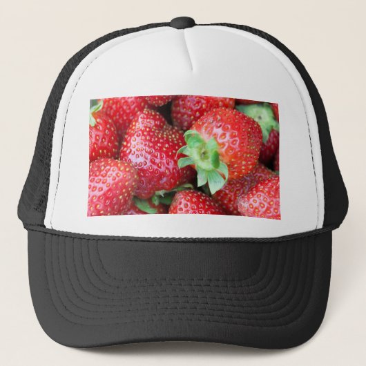 Rode aardbeien trucker pet (Voorkant)