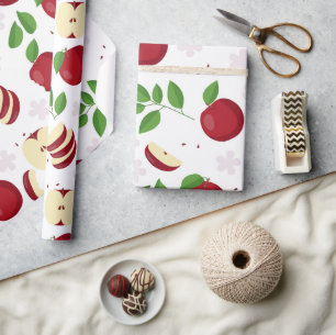Rode appels, bloesems en groen patroon cadeaupapier