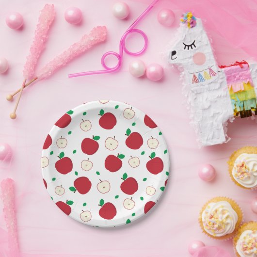 Rode appels en gesneden appels papieren bordje (Feest)