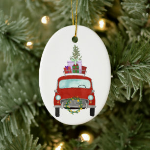 Rode auto met kerstcadeaus keramische kerstboomorn keramisch ornament