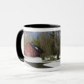 Rode Barn in de winter Mok (Voorkant links)