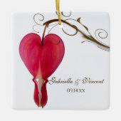 Rode bloeding Hearts Weddenschap Keramisch Ornament (Voorkant)