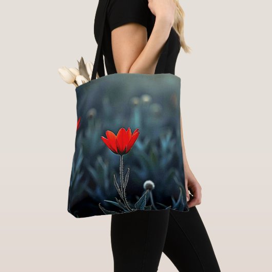 Rode Bloem Donkere Nacht Eenzaamheid Kunst Draagtas (Dichtbij)