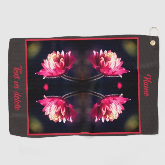 Rode bloem in zonlicht Abstract gepersonaliseerd Golfhanddoek (Horizontaal)