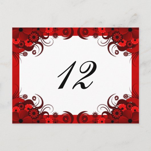Rode Bloemen op Witte Receptie Tafel Aantal Kaarte Briefkaart (Voorkant)