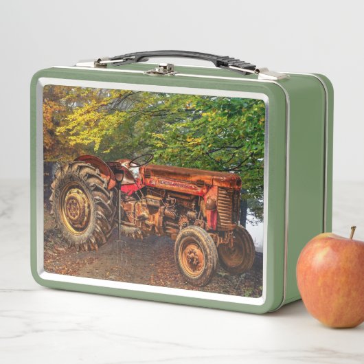  rode Boerderij tractor (In situ)