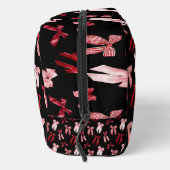 Rode bogen op zwarte achtergrond toilettasje (Rechts)