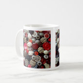 Rode Button, zwart en zilver Koffiemok (Voorkant links)