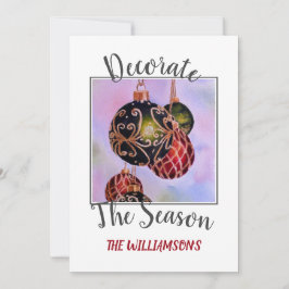 Rode en groene kerstsieraden met foto feestdagenkaart