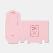 Rode en roze verjaardag bedankdoosjes (Uitgevouwen)