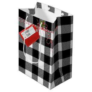 Rode gift tag op Buffalo geruite middelgrote cadea Medium Cadeauzakje