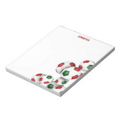 Rode groene voetballen accent aangepaste naam notitieblok (Gedraaid)