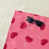 Rode Hart lolly's en patroon op warm rood Strandlaken (In situ)