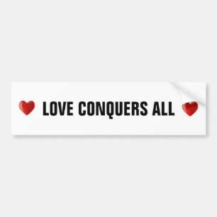 Rode harten en liefde overwint alles tekst op wit bumpersticker