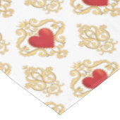 Rode harten met kroon tafelkleed (Gekanteld)