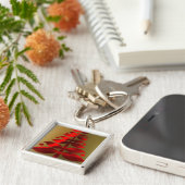 Rode kerstbomen op goud sleutelhanger (Zijkant)