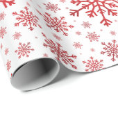  rode kerstsnowflakes op winterwit cadeaupapier (Rol Hoek)