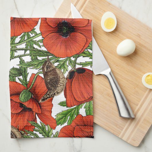 Rode klaprozen en wratten, groene bladeren op wit theedoek (Quarter Fold)