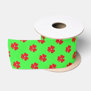 Rode klaver, witte parel voor St. Patrick's dag Lint