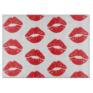 Rode lippen, rode lippenstift, kus, patroon van li snijplank