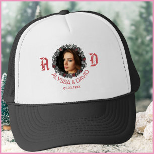 Rode Monogram Echtgenoten Foto Huwelijksjubileum Trucker Pet