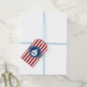 Rode Nautical Sailboat Stripes Cadeaulabel (Met Touw)