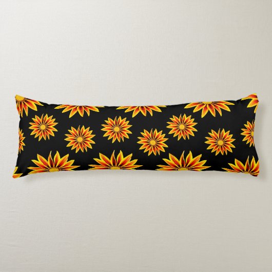 Rode Oranje Kus Gouden Vlam Gazania Bloemen Lichaamskussen (Voorkant)