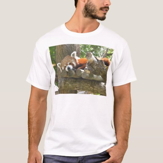 rode panda t-shirt (Voorkant)