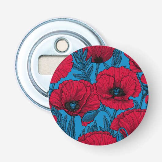 Rode papavertuin op blauw button flesopener (Voorkant)