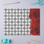 Rode rozen op zwart-wit papier (Craft)