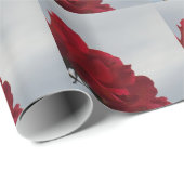 Rode rozen tegen een heldere blauwe hemel cadeaupapier (Rol Hoek)