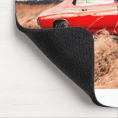 Rode spierwagen in gras. muismat (Hoek)